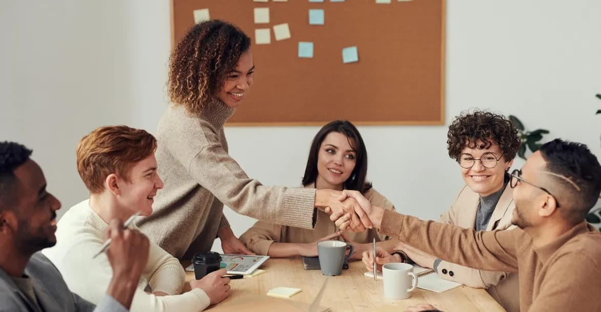 Singles: Be careful dating someone at work